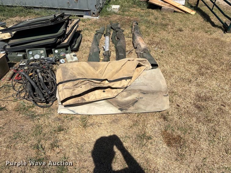 image for item FG0685 Military Humvee parts