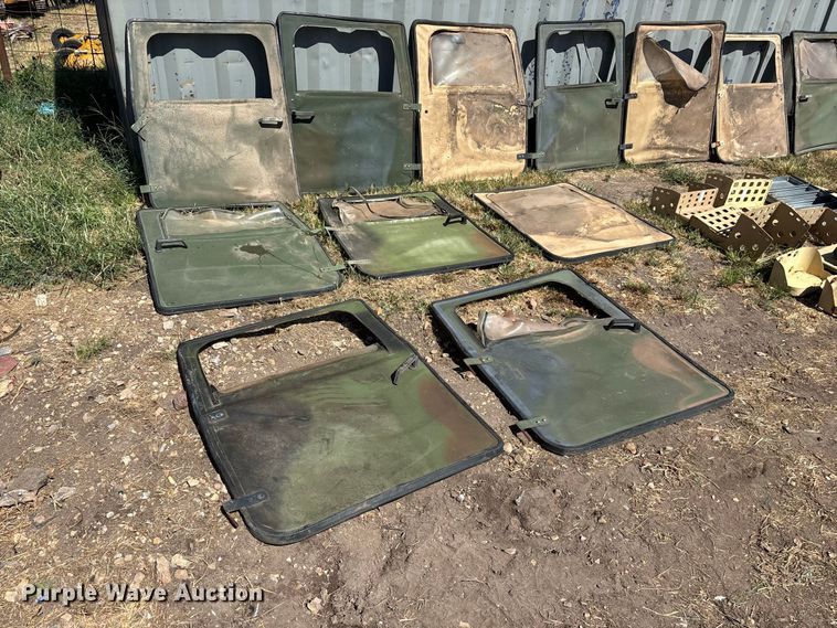 image for item FG0685 Military Humvee parts