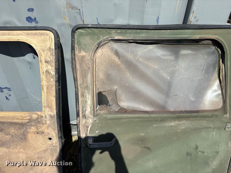 image for item FG0685 Military Humvee parts