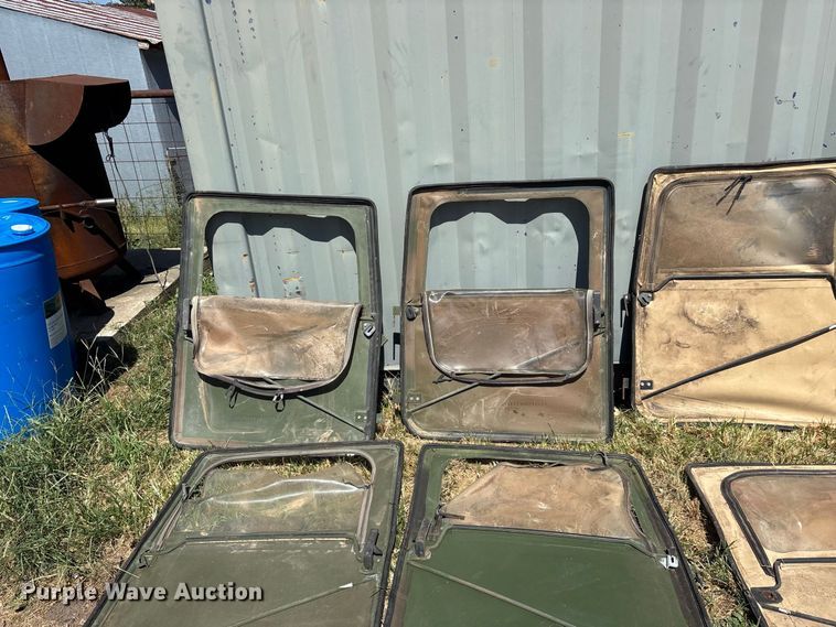 image for item FG0685 Military Humvee parts