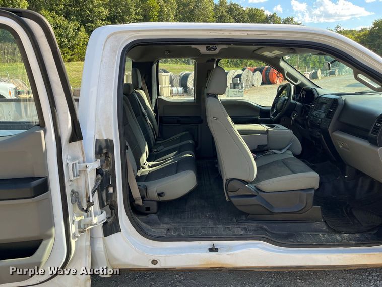 image for item FG0686 2019 Ford F150 XL Ext. Cab pickup truck