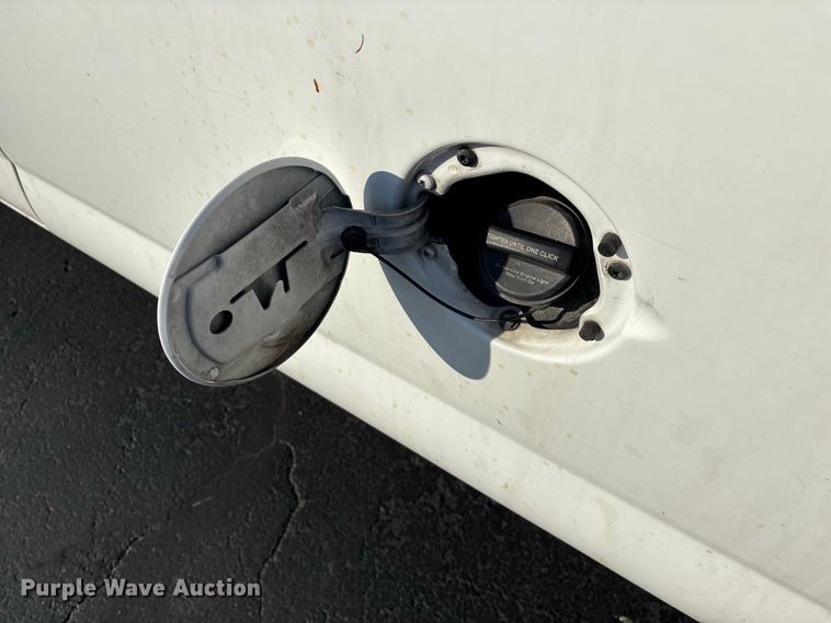 image for item FG0691 2013 GMC Savana 1500 van