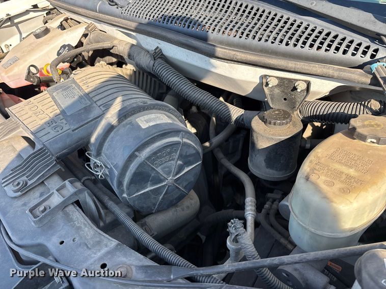 image for item FG0691 2013 GMC Savana 1500 van