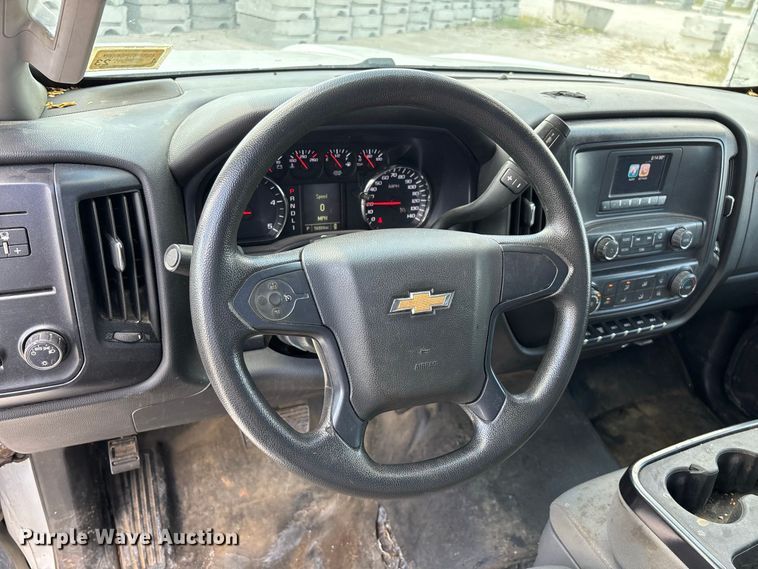 image for item FG0710 2021 Chevrolet Silverado 6500HD flatbed truck