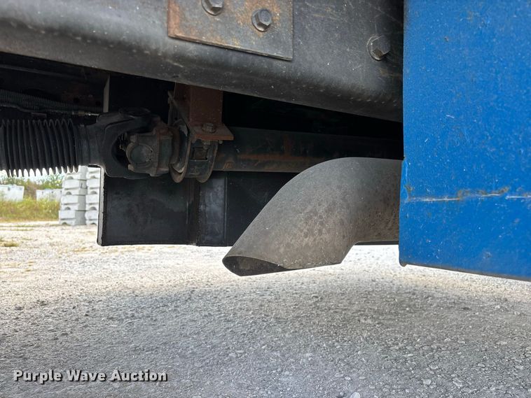 image for item FG0710 2021 Chevrolet Silverado 6500HD flatbed truck