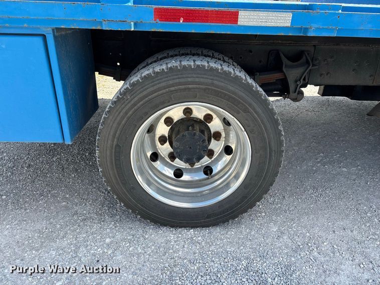 image for item FG0710 2021 Chevrolet Silverado 6500HD flatbed truck