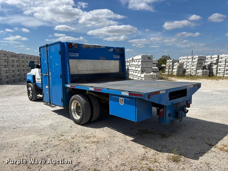 image for item FG0711 2021 Chevrolet Silverado 5500 HD flatbed truck