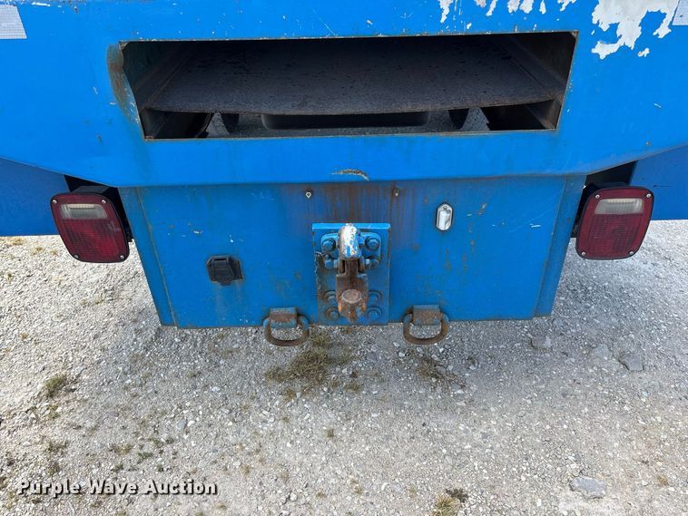 image for item FG0711 2021 Chevrolet Silverado 5500 HD flatbed truck