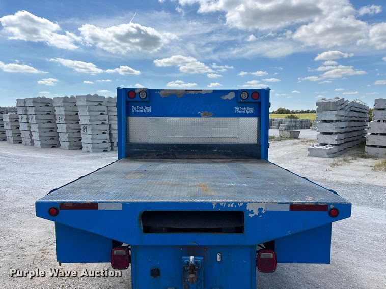 image for item FG0711 2021 Chevrolet Silverado 5500 HD flatbed truck