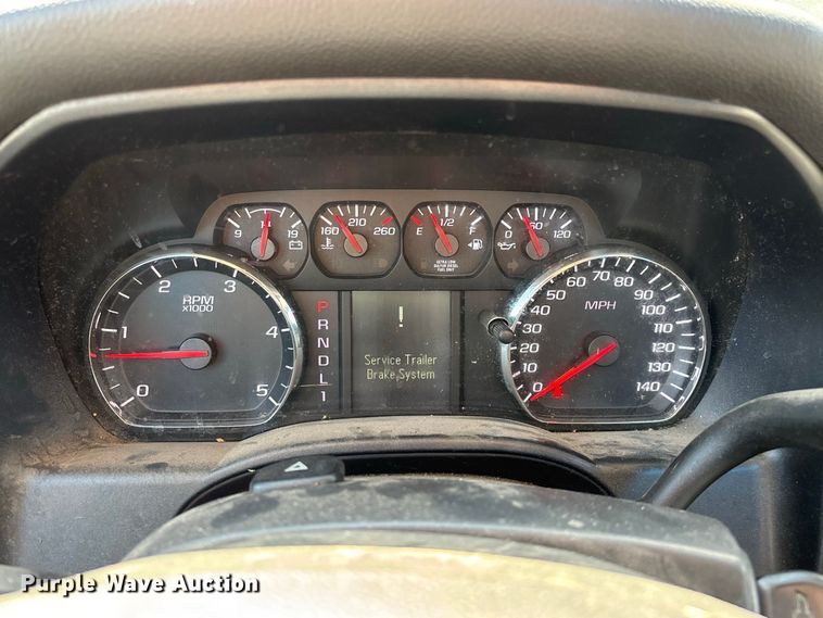 image for item FG0711 2021 Chevrolet Silverado 5500 HD flatbed truck