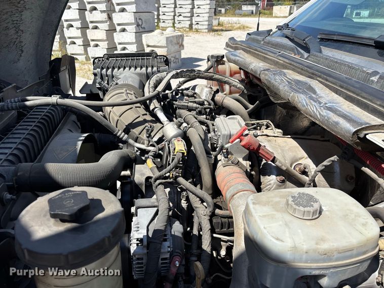 image for item FG0711 2021 Chevrolet Silverado 5500 HD flatbed truck