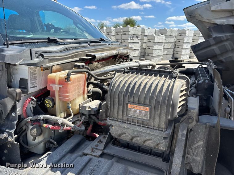 image for item FG0711 2021 Chevrolet Silverado 5500 HD flatbed truck