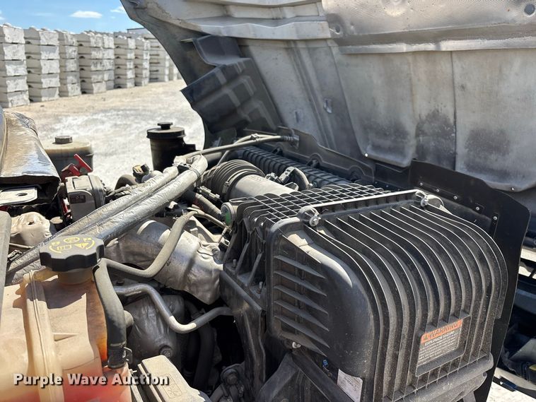 image for item FG0711 2021 Chevrolet Silverado 5500 HD flatbed truck