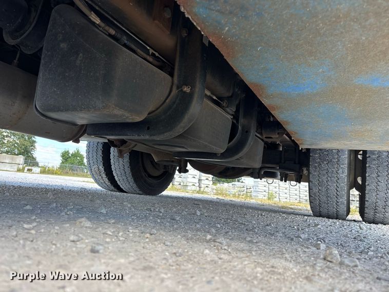 image for item FG0711 2021 Chevrolet Silverado 5500 HD flatbed truck