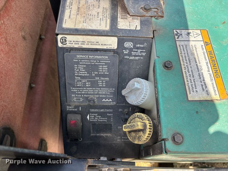 image for item FG0720 2005 Winnebago Vectra RV