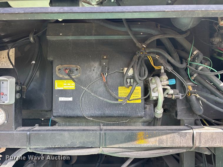 image for item FG0720 2005 Winnebago Vectra RV