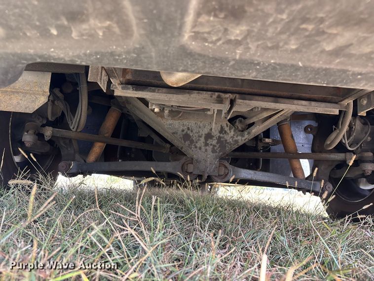 image for item FG0720 2005 Winnebago Vectra RV
