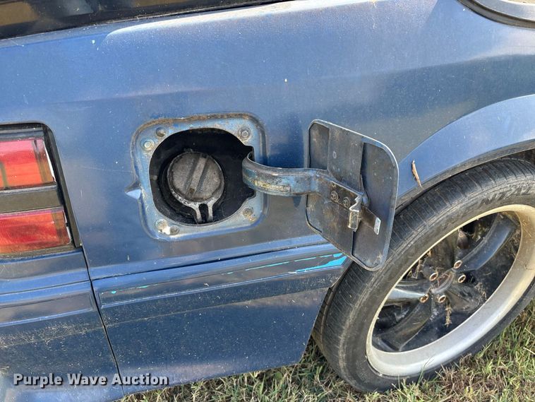 image for item FG0722 1989 Ford Mustang 