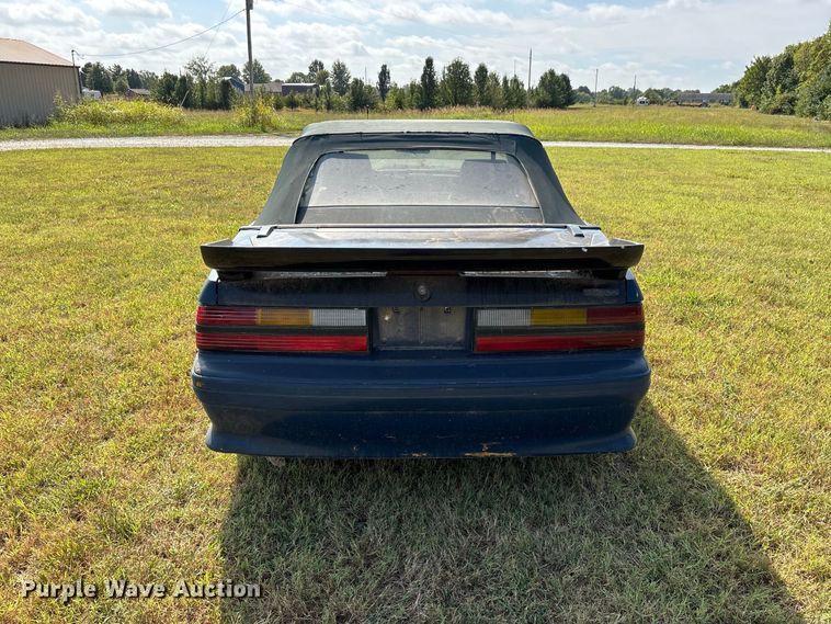 image for item FG0722 1989 Ford Mustang 