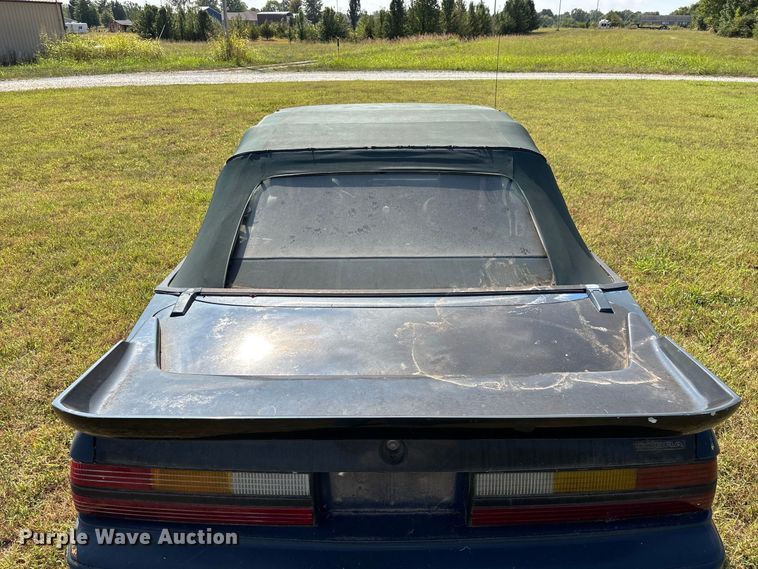 image for item FG0722 1989 Ford Mustang 