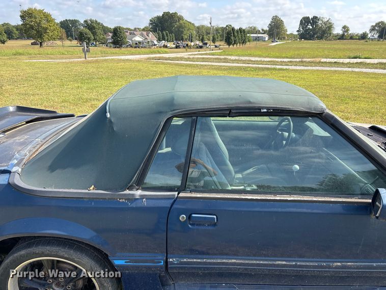 image for item FG0722 1989 Ford Mustang 