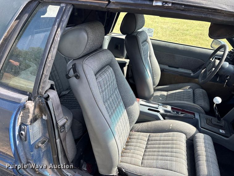image for item FG0722 1989 Ford Mustang 