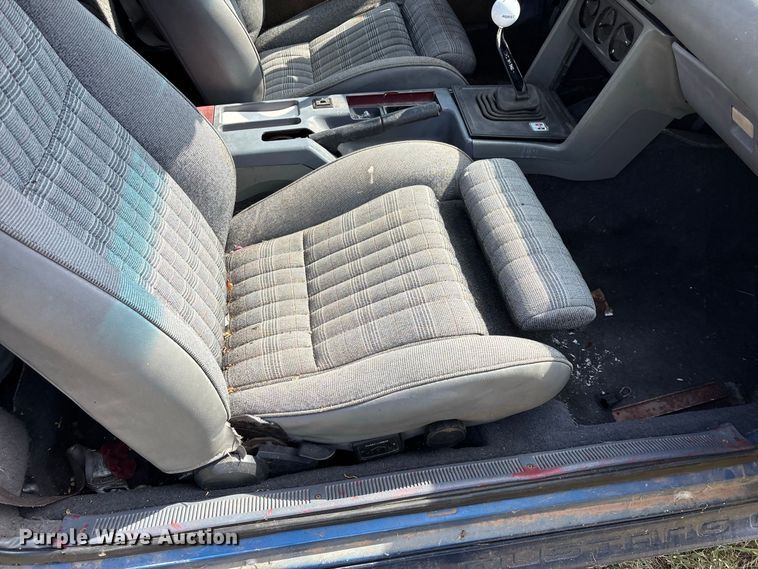 image for item FG0722 1989 Ford Mustang 