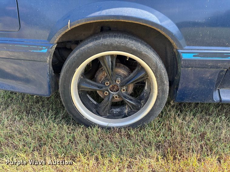 image for item FG0722 1989 Ford Mustang 