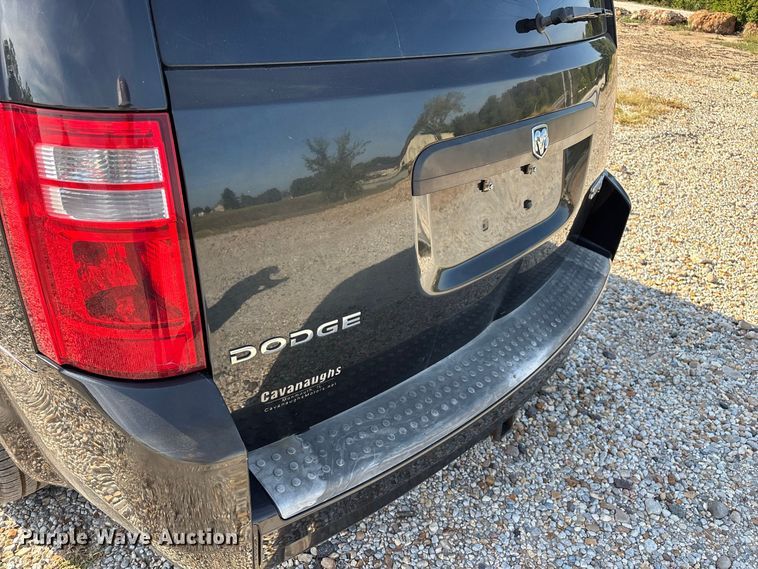 image for item FG0723 2010 Dodge Grand Caravan van