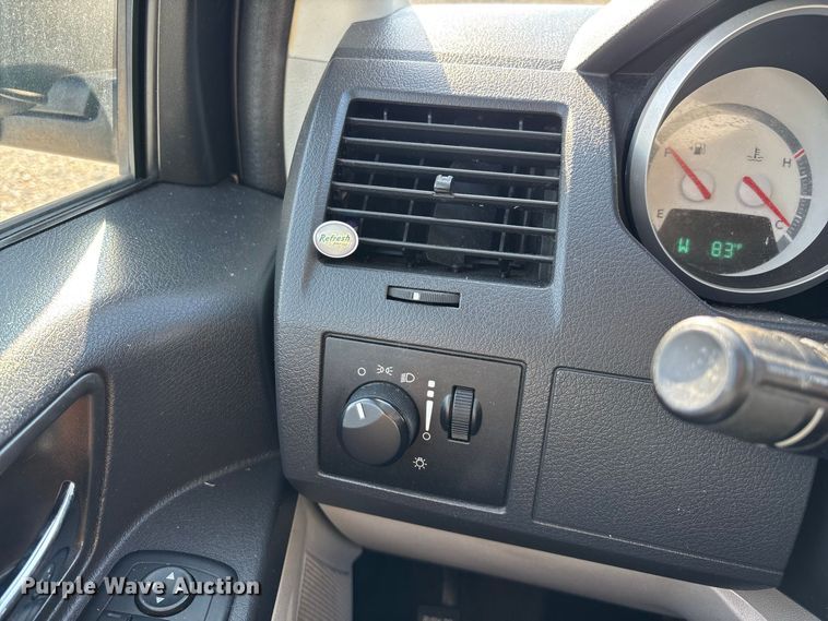 image for item FG0723 2010 Dodge Grand Caravan van