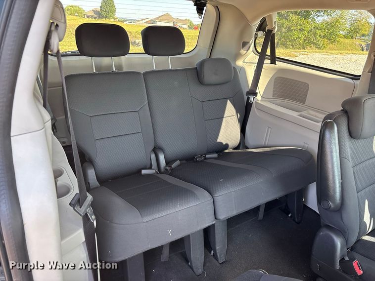 image for item FG0723 2010 Dodge Grand Caravan van