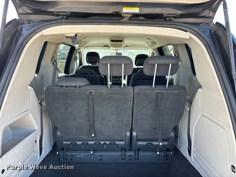 image for item FG0723 2010 Dodge Grand Caravan van