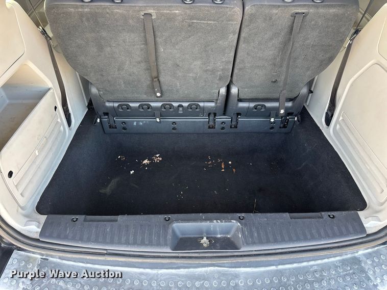 image for item FG0723 2010 Dodge Grand Caravan van
