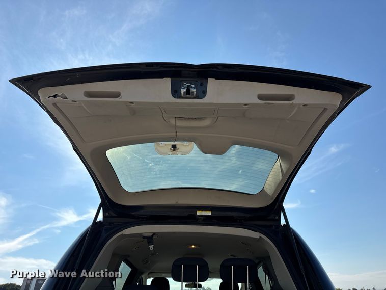 image for item FG0723 2010 Dodge Grand Caravan van
