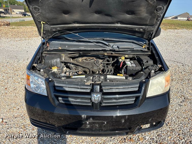 image for item FG0723 2010 Dodge Grand Caravan van