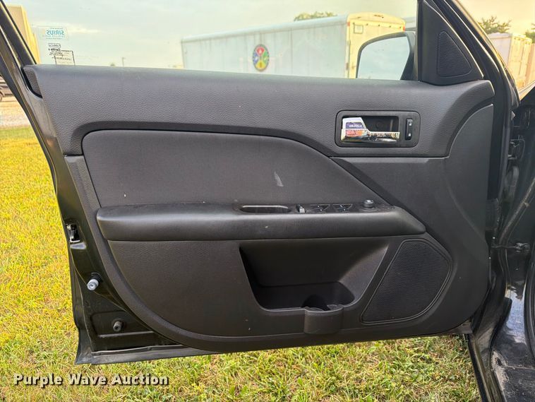 image for item FG3017 2010 Ford Fusion Passenger Vehicle