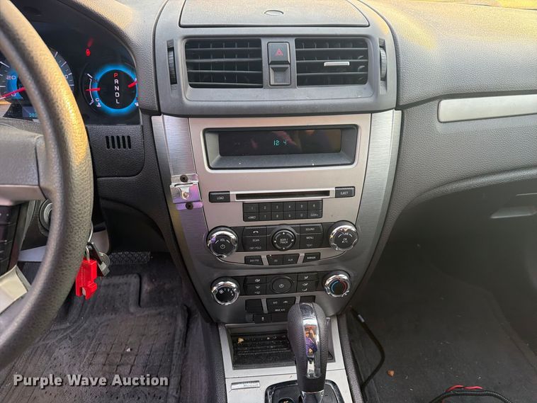 image for item FG3017 2010 Ford Fusion Passenger Vehicle