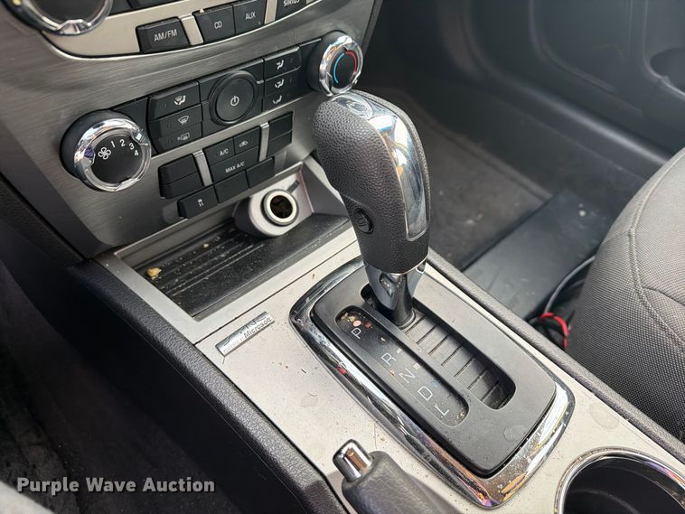 image for item FG3017 2010 Ford Fusion Passenger Vehicle