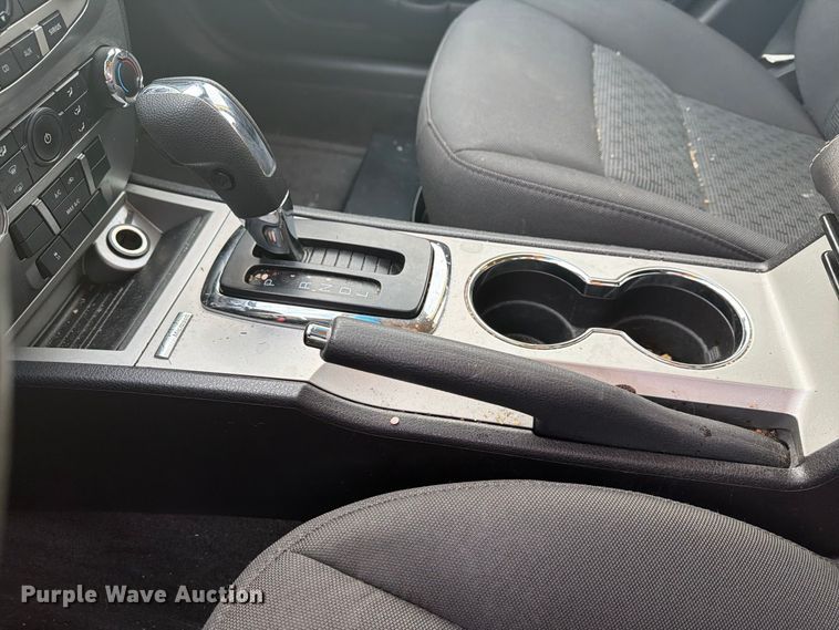 image for item FG3017 2010 Ford Fusion Passenger Vehicle