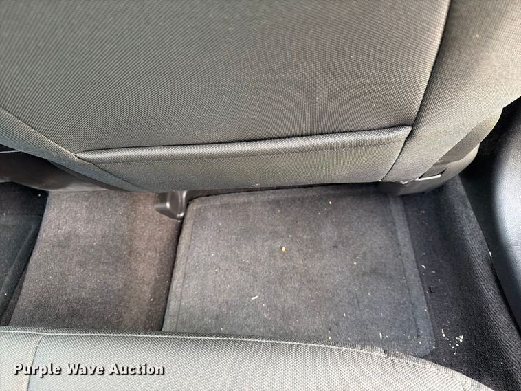 image for item FG3017 2010 Ford Fusion Passenger Vehicle