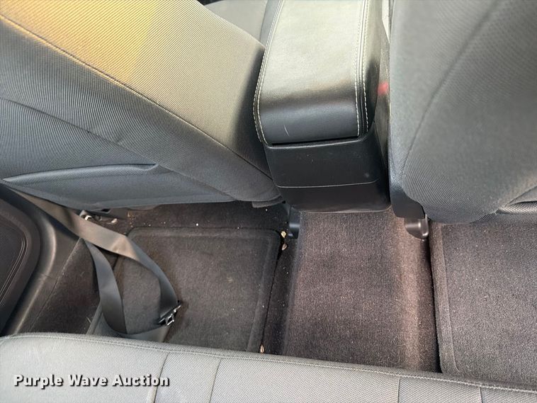 image for item FG3017 2010 Ford Fusion Passenger Vehicle