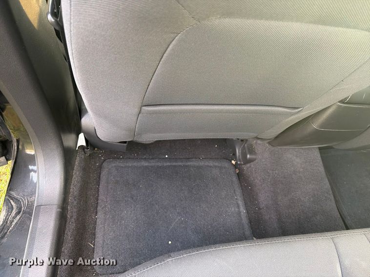 image for item FG3017 2010 Ford Fusion Passenger Vehicle