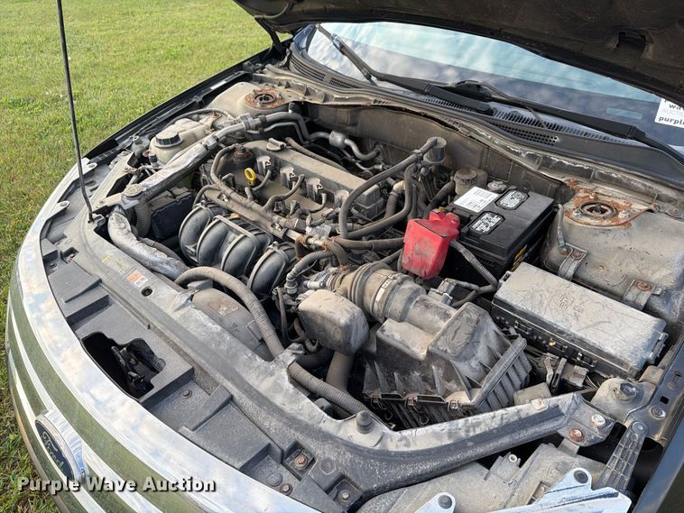 image for item FG3017 2010 Ford Fusion Passenger Vehicle