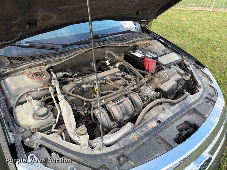 image for item FG3017 2010 Ford Fusion Passenger Vehicle