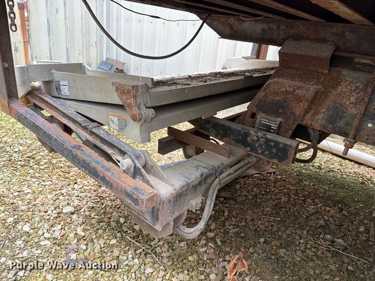 image for item FH6347 1996 International 4700 box truck