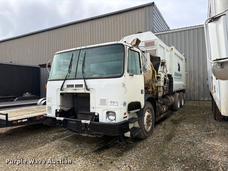 2012 Autocar Xpeditor refuse truck