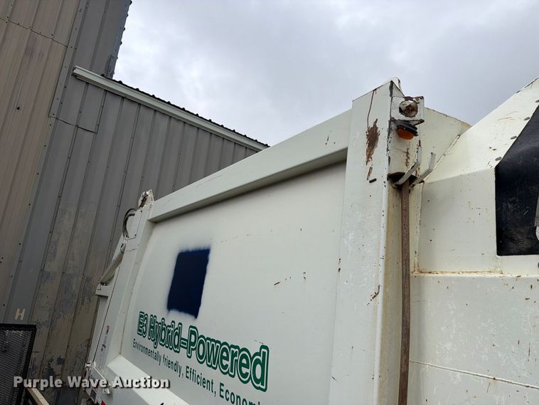 image for item FH6348 2012 Autocar Xpeditor refuse truck
