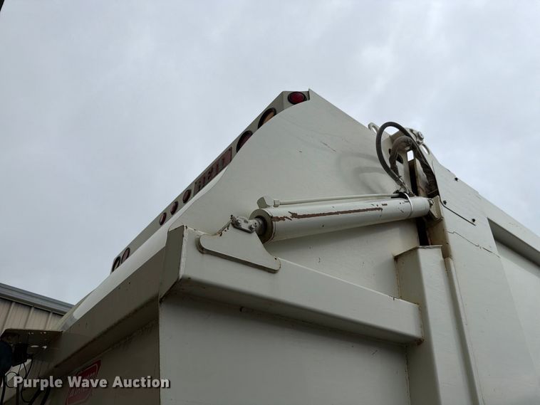 image for item FH6348 2012 Autocar Xpeditor refuse truck