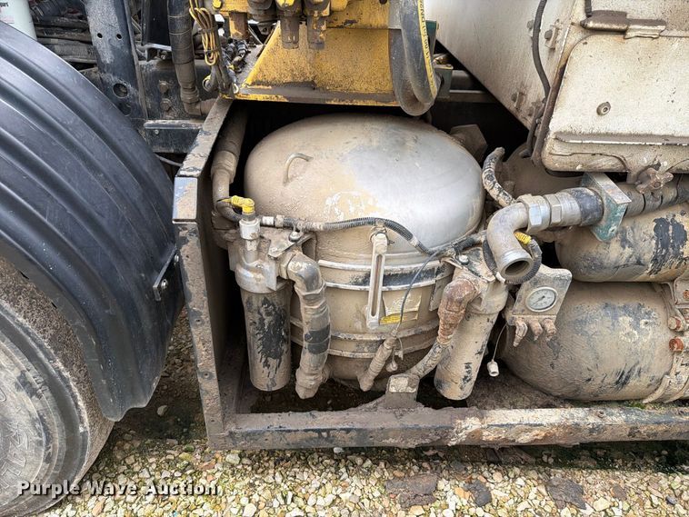 image for item FH6348 2012 Autocar Xpeditor refuse truck