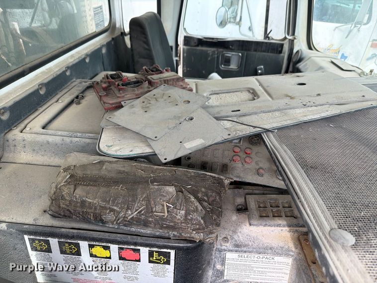 image for item FH6348 2012 Autocar Xpeditor refuse truck